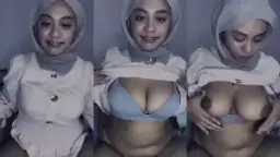 Hijab Jilbab Abu Pamer Toket Gede Video by RedTube