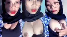 ABG Hijabers SM4 Toketnya Gede Banget Video by SpankBang