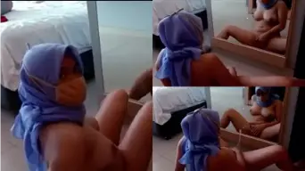 Jilbab Bugil Colmek Squirt Depan Kaca Video by xHamster Jilbab Bugil Colmek Squirt Depan Kaca Video by xHamster