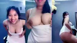 Cewek Montok Goyang Sampe Bawah Video by simontok Cewek Montok Goyang Sampe Bawah Video by simontok