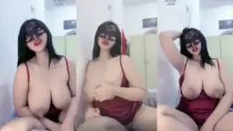 Kienzy Host Paling Tobrut di Aplikasi BLING2 Video by PornOne Kienzy Host Paling Tobrut di Aplikasi BLING2 Video by PornOne