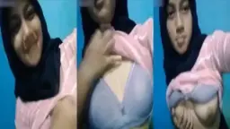 Abg Hijab Cantik Pamer Toket Mulus Video by PornHub