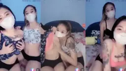 Duo Gadis Saling Jilat Susu Video by PornHub