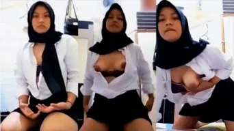 VCS Bareng Mahasiswi Ukhti Toge Sangean Video by Kompoz