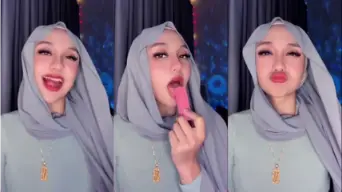 Tiktoker Hijab Godain Penggemar Viral Video by TubeV Tiktoker Hijab Godain Penggemar Viral Video by TubeV