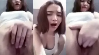 Cewe Bondol Binal Omek Tiga Jari Video by AVTub Cewe Bondol Binal Omek Tiga Jari Video by AVTub