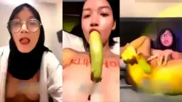Panya Hijab Live Colmek Pakai Timun Video by YouPorn