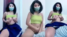 Yuliana Pamerin Toket dan Memek Video by BebasIndo