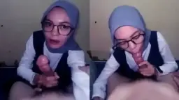Cewek Hijab Suka Isep Kontol Video by BOKEPSIN Cewek Hijab Suka Isep Kontol Video by BOKEPSIN