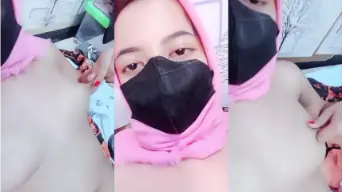 Jilbab Pink Bugil Pamerin Toket Mungilnya Video by YourPorn