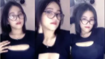 Elya Daun Masih Muda Kacamata Idaman Banget Video by RedTube Elya Daun Masih Muda Kacamata Idaman Banget Video by RedTube